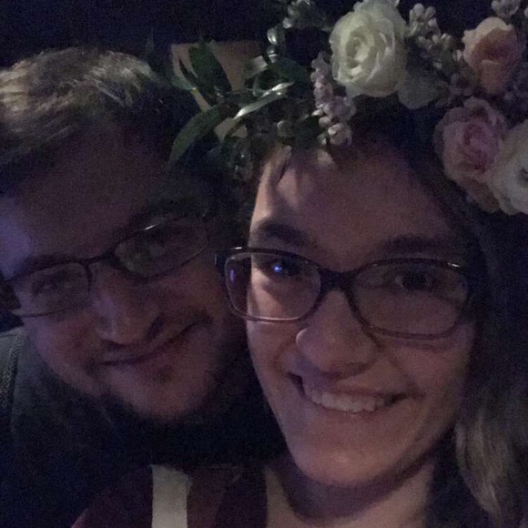 💜 About Me 💜 - Picture 5 of 5